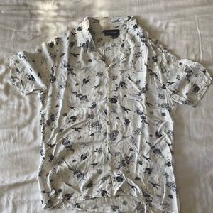 Short-sleeve Button down